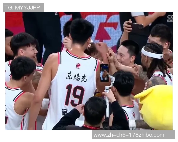 新疆男篮主力表现抢眼徐杰接班人崭露头角赢球之外的深远意义 新疆男篮主力表现抢眼徐杰接班人崭露头角赢球之外的深远意义